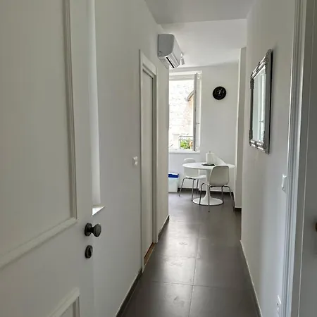 Old Town Apolon Luxury Appartement *