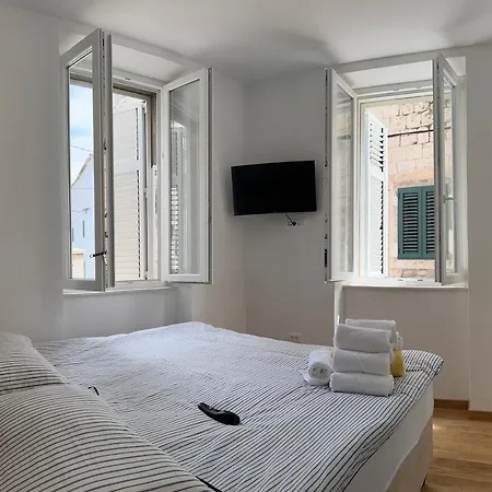 Old Town Apolon Luxury Apartman Split