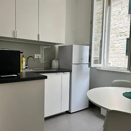 Old Town Apolon Luxury *